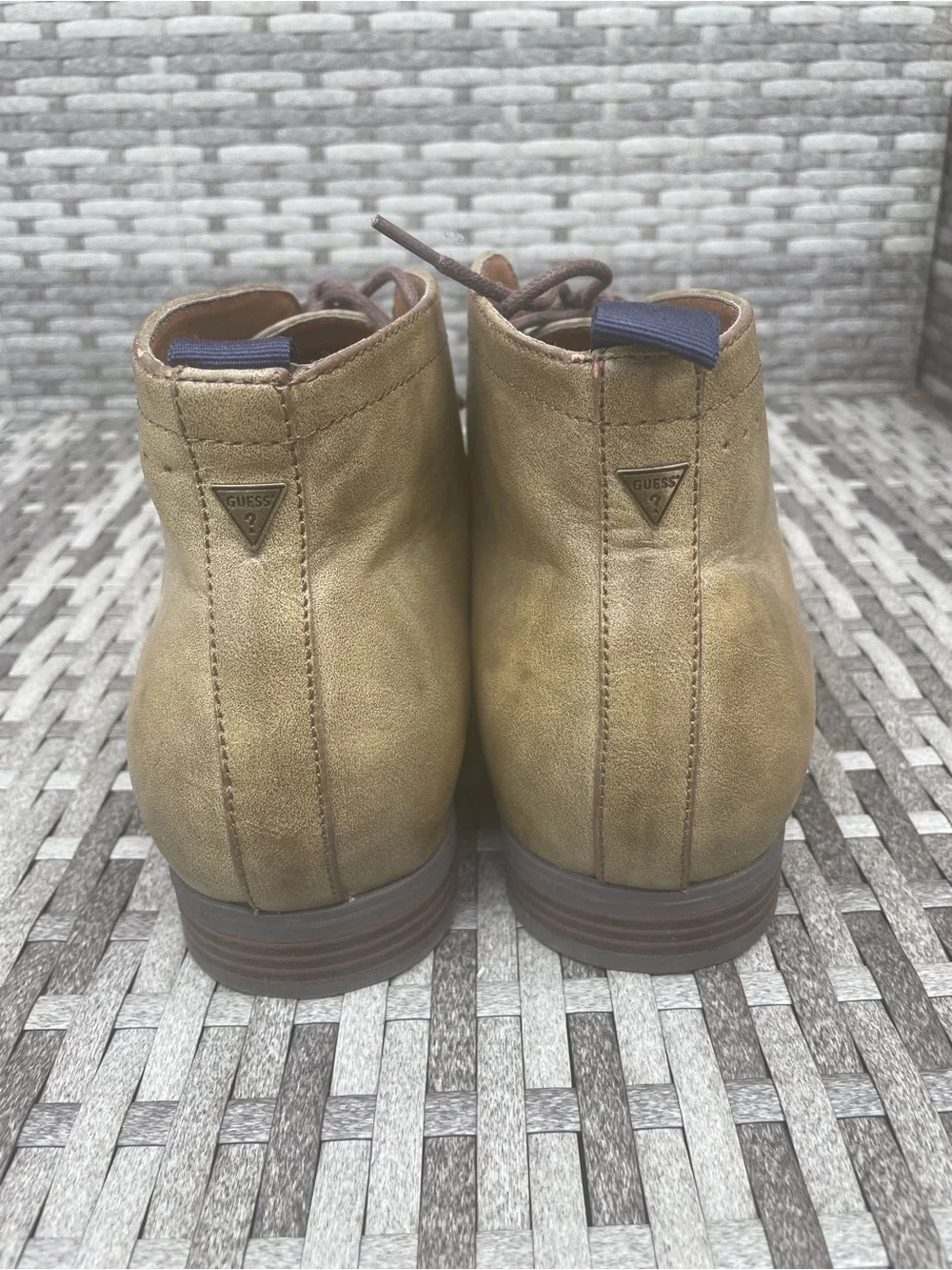 Men's Guess Chukka Boots in Olive Brown Leather - Classic Lace-Up